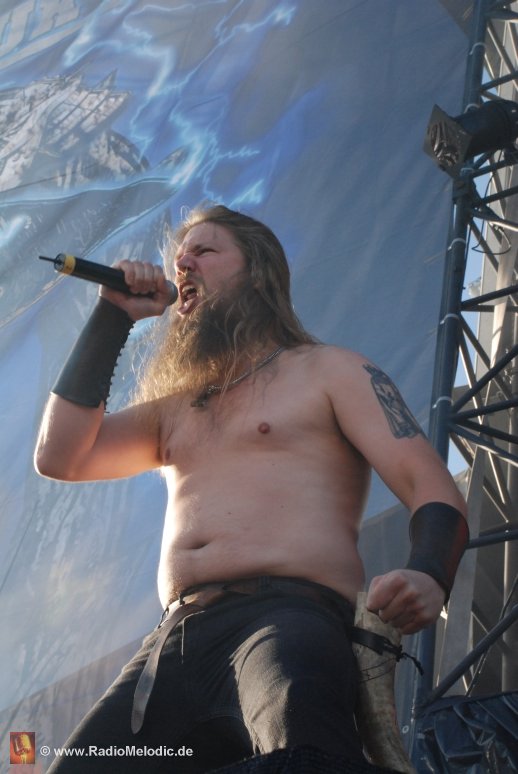 2_AmonAmarth02