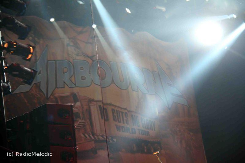 001_Airbourne
